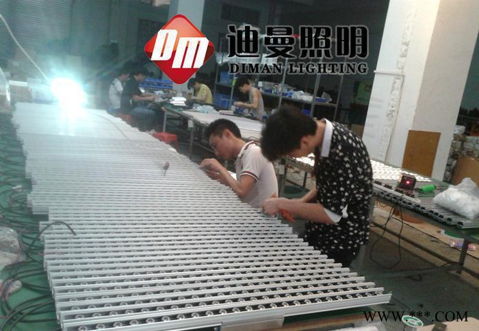 迪曼12W 24W 36W暖白洗墙灯 工程品质 防水性能稳定图3