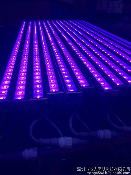 LED轮廓灯洗墙灯户外防水硬灯条RGBW七彩DMX512外控线条灯 IP65 谐光照明LED线条灯