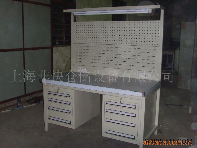 上海非快 直销日光灯挂板工作台、钳工台图3