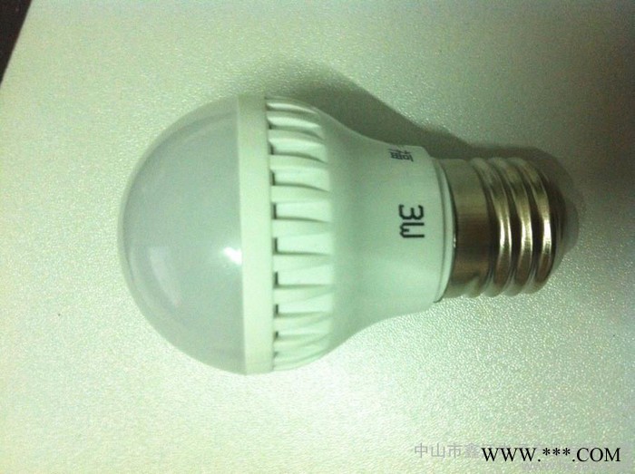 供应LED球泡灯 led日光灯 led天花灯 led光源 节能  中山厂家