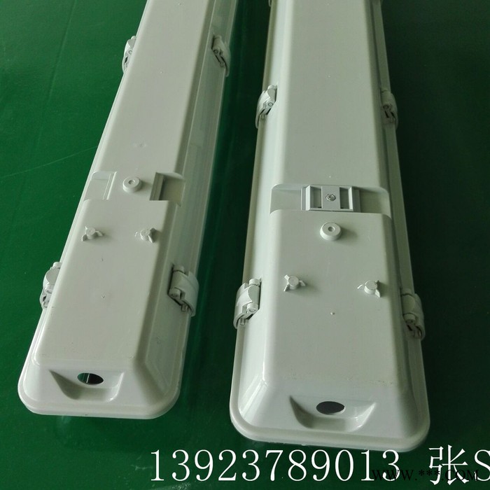 利博菱LBL-8209 **防水日光灯三防灯led过认证支架**三防灯 经济型三防灯图1
