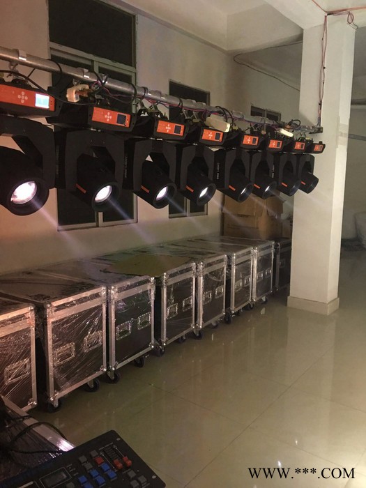 雷霆光电230W、7R摇头光束灯、图案灯、效果灯、演出灯、工程灯、户外灯、舞台灯图3