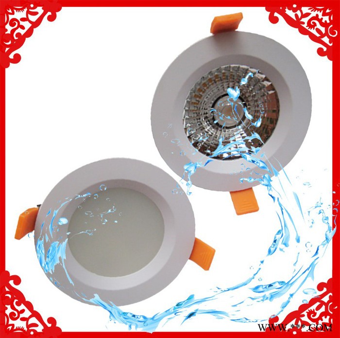 SMD贴片2835灯珠6寸8寸浴室LED天花防水30W40W压铸筒灯IP65防水灯图3