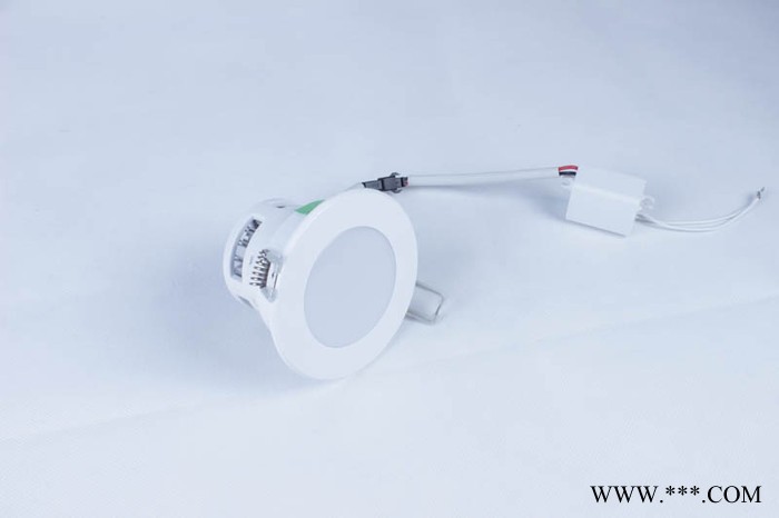 供应亮而佳LEJ-TDO1LED照明灯具新款天花筒灯