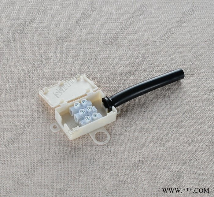 T04S三位**尾巴接线盒 迷你接线盒 筒灯接线盒 灯具接线图2