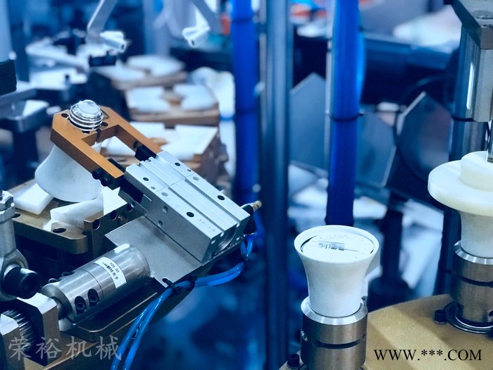 荣裕机械_LED球泡灯组装生产线 普泡柱泡 T泡 蜡烛灯 筒灯 E26E27灯头 铆钉机 点胶机 球泡功率检测 自动老化图6