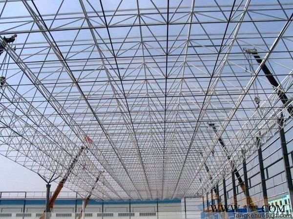 加工设计网架结构 螺栓球网架  焊接球网架  管桁架图6