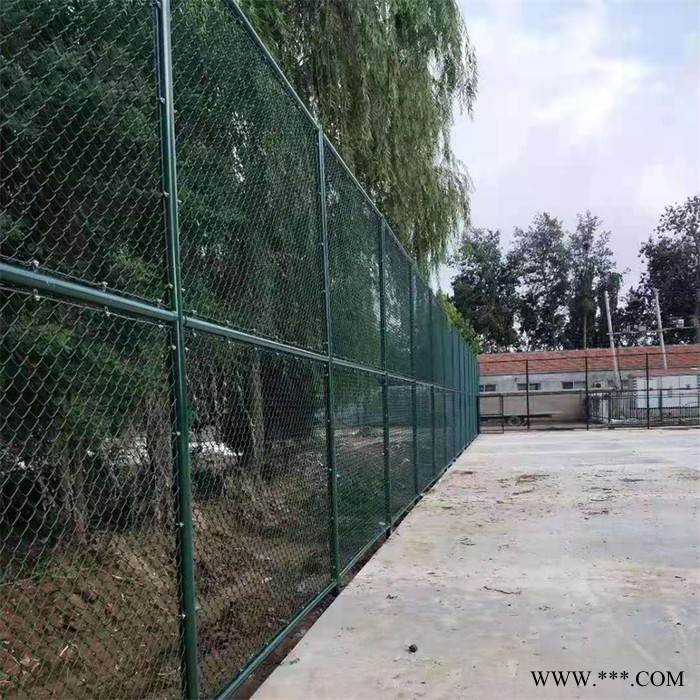 口字型体育场围网球场勾花护栏网厂家现货喷塑口字球场围网菱形勾花网图1