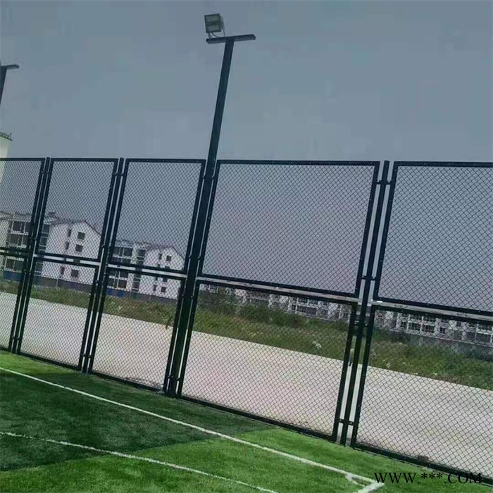 口字型体育场围网球场勾花护栏网厂家现货喷塑口字球场围网菱形勾花网图7