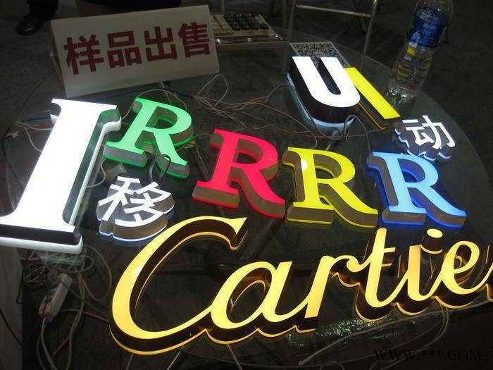 发光字丁子高迷你发光字 树脂发光字 三维车标 生锈字图3