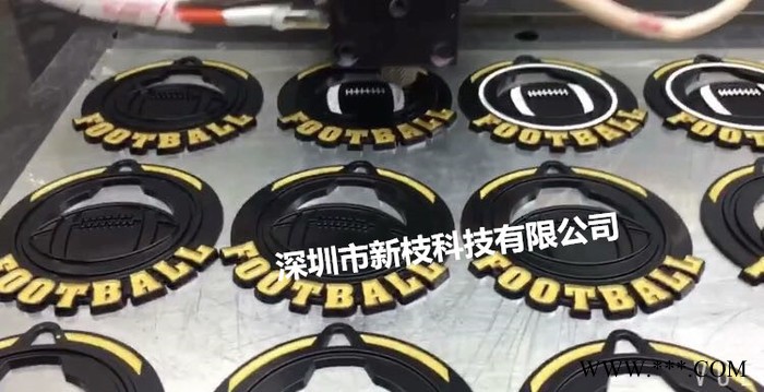 广东新枝商标标牌铭牌点胶机   全自动滴胶机五金点漆设备滴油抹油机器图4