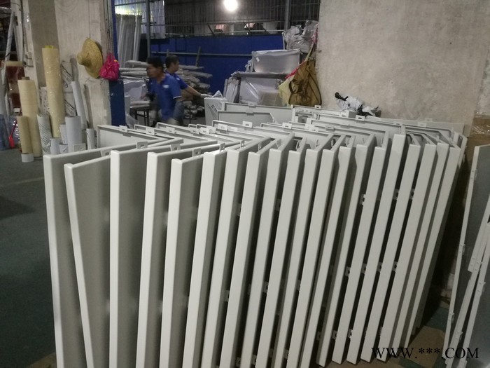 广告牌铝单板 拉网铝单板 高铁站铝单板 室外铝单板 冲孔铝单板价格图5