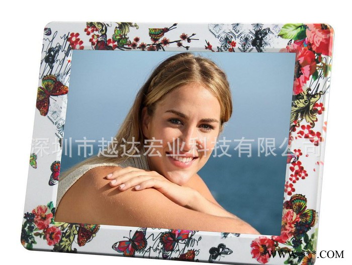 广告标牌上直接印图案的设备，标牌UV打印机报价，卡片印刷机图3