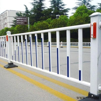 交通锌钢隔离栏杆 喷塑市政工艺栏杆 广告牌隔离栏杆出厂价批发