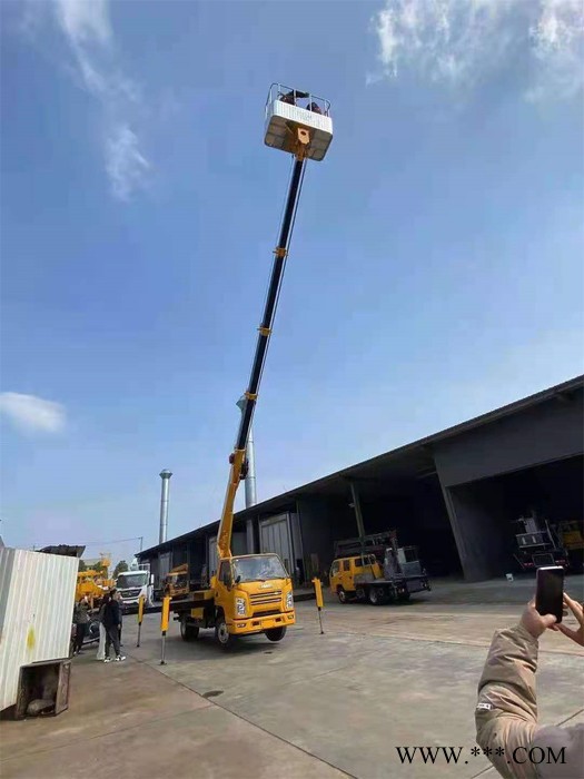 山东江铃23米高空作业车厂家广告牌安装图5