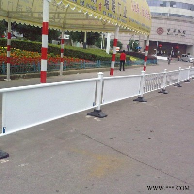 金盈  ** 广告板喷塑市政道路交通护栏 广告牌保障施工隔离移动交通护栏