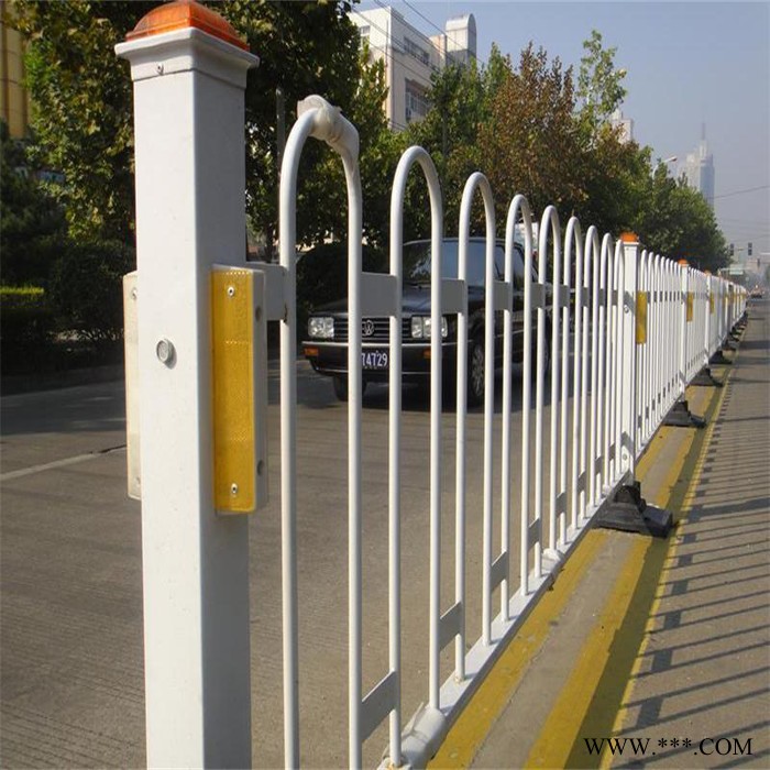京式隔离栅 京式护栏 京式广告牌 U型道路护栏 松雯护栏制品 品质保证图8