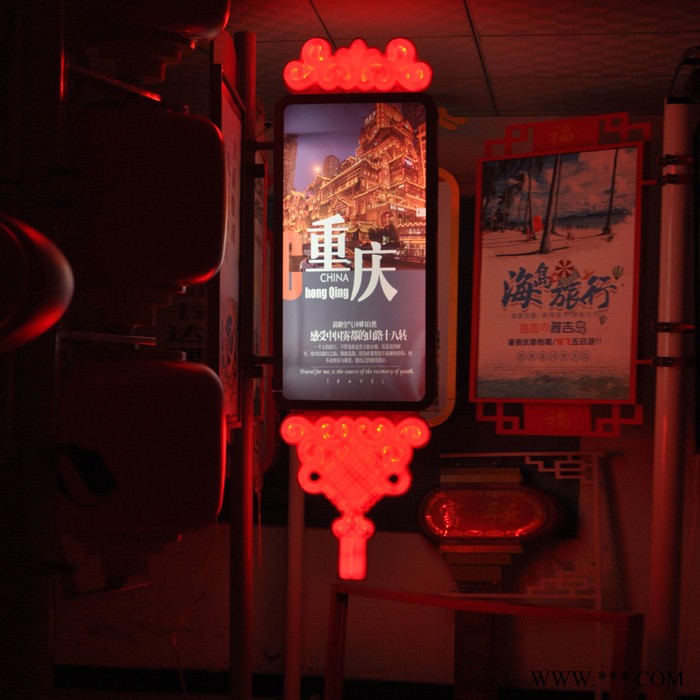 宿迁骆马湖led灯杆灯箱广告牌发光道旗灯箱太阳能供电安装方便图3