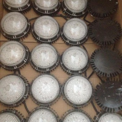 供应100mm圆形内控七彩led点光源（适用于：楼体点缀，建筑轮廓，舞台，广场街道，广告牌等）