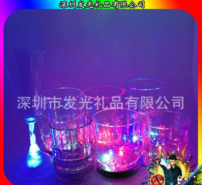 直销 酒店发光用品 发光杯子 入水亮红酒杯 LED感应香槟杯图2