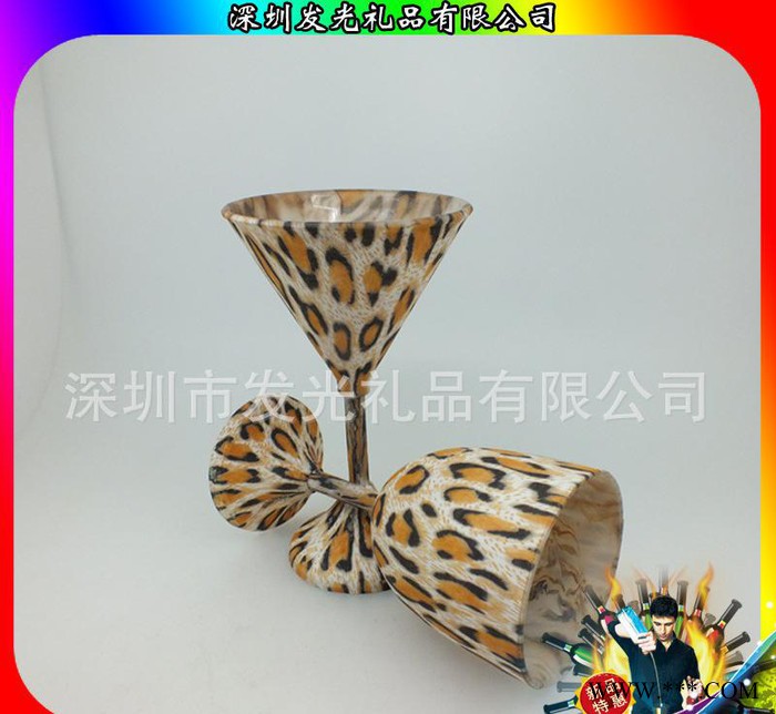 家居装饰摆件用品 发光杯子 七彩闪光红酒杯 感应高脚杯图2