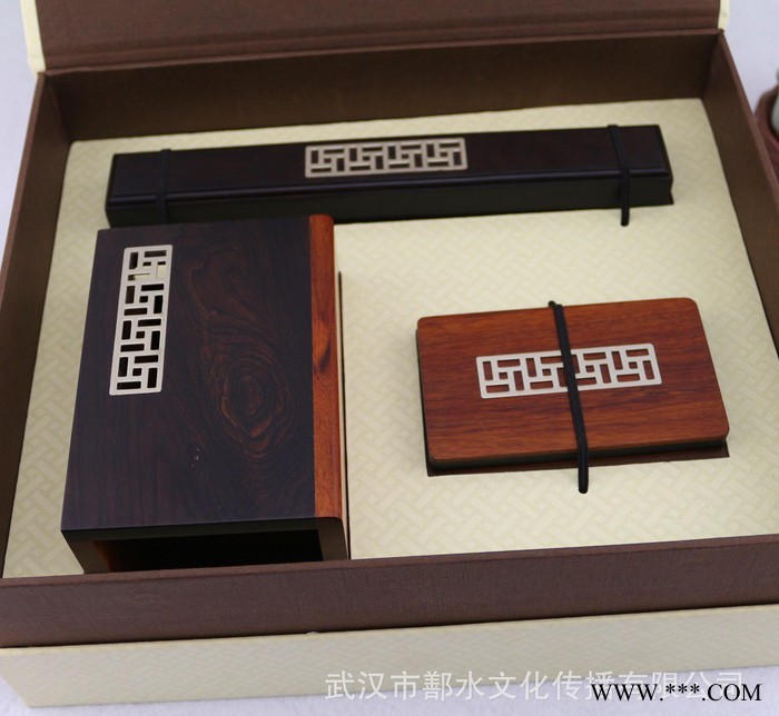 紫光檀文房镇尺U盘红木笔筒套装 办公用品定制图3