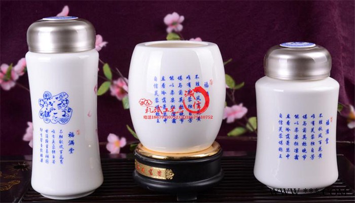 云阳县精美新款广告礼品陶瓷杯子同学会活动纪念礼品套装批发定制logo图3
