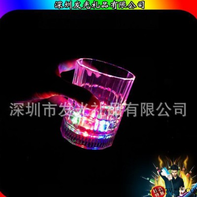 手机积分兑换礼品 广告促销礼品 发光杯子 LED水感应酒杯
