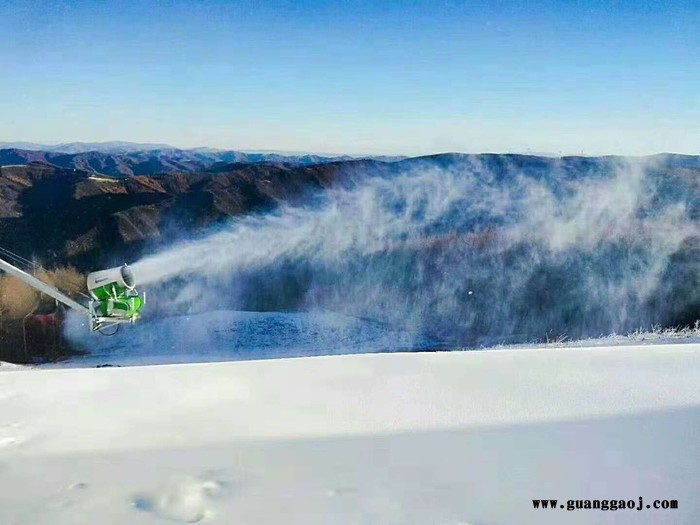 苏法格造雪机 有着排山倒海般的造雪能力  冰雪娱乐园设备图4