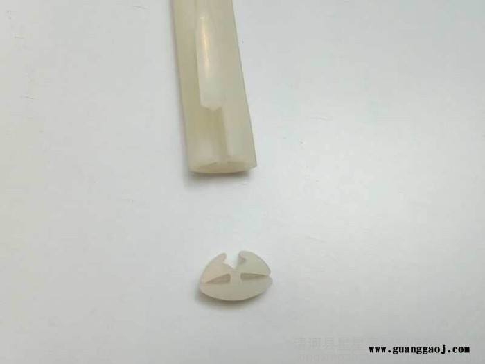四方供应耐腐蚀防撞缓冲硅胶条钢板展架硅胶收边条图3