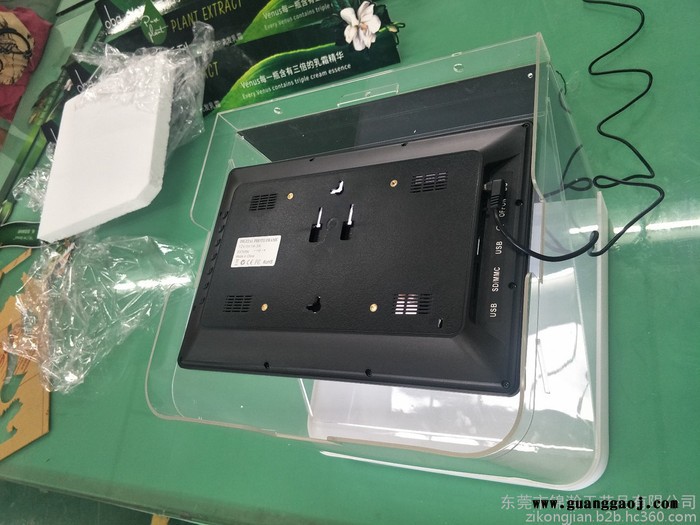 锦瀚展示定制广告展示道具，产品3维视频展示台，用普通视频播放3D全景效果展示 3D视频展示台图2
