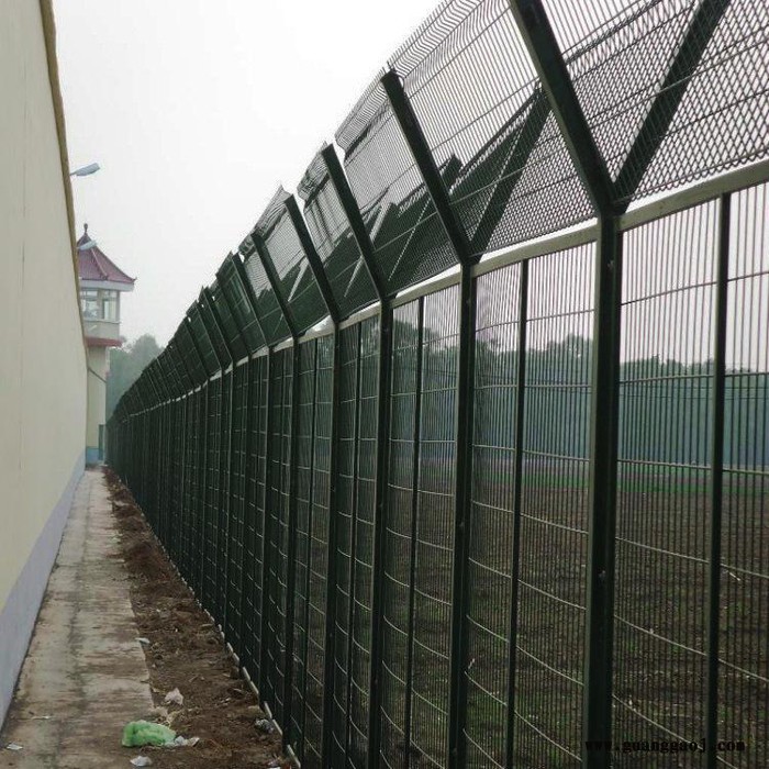 厂家定做直销 监狱护栏网 监狱防护围栏网 机场防盗隔离栅 规格齐全图6