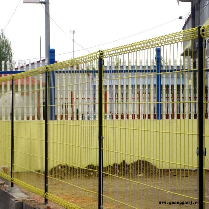朋英厂家 长期生产 住宅生活区隔离网 装饰实用隔离网 低碳钢丝双圈隔离网图7