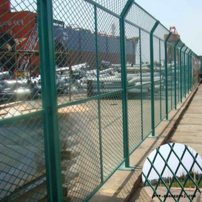 振鼎 工地隔离网 浸塑工地隔离网 低碳钢丝工地隔离网 ** 东北三省