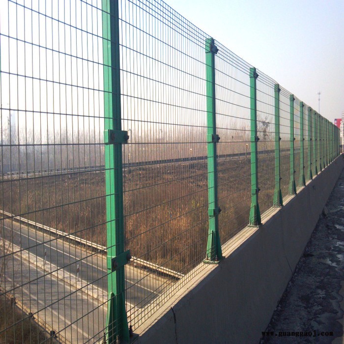 振鼎** 各种规格 铁路道路框架隔离网 浸塑桥梁防抛隔离网图3