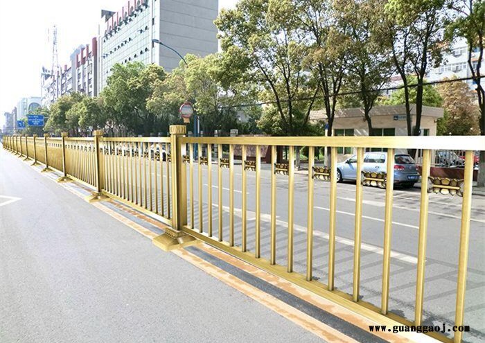 道路隔离栏 渭南道路隔离栏 道路隔离栏实体厂家来样加工图6