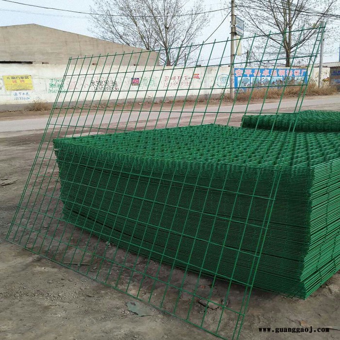 朋英实体大量生产 园林隔离栏 美观耐用园林隔离栏 浸塑园林双边隔离栏图8