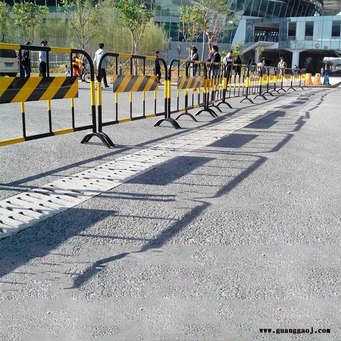厂家现货销售 交通隔离栏 防跨交通临时隔离栏 抗氧化交通隔离栏图8