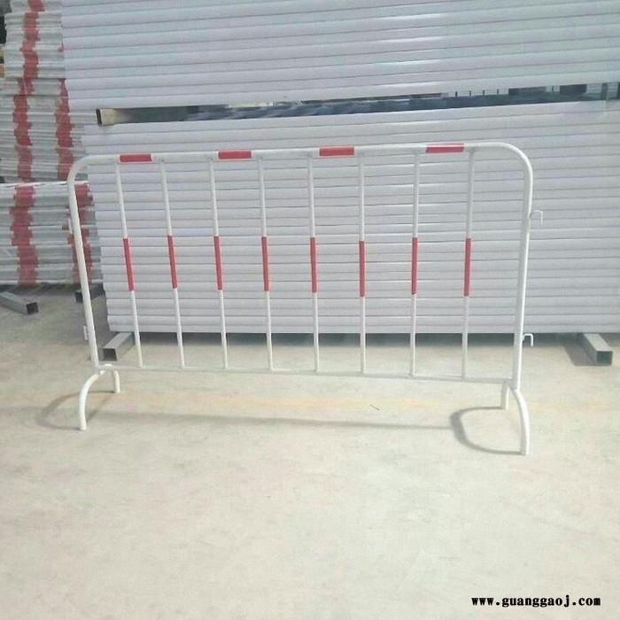 振鼎 安全隔离栏 移动式安全隔离栏 镀锌喷塑道路安全隔离栏 ** 内蒙古图1