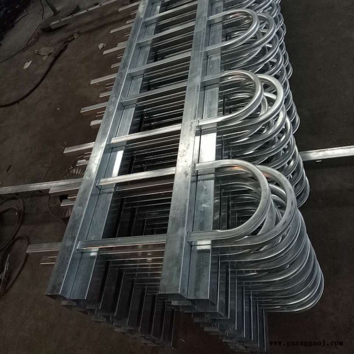 朋英 ** 河南镀锌交通隔离栏 可移动交通隔离栏 防撞隔离栏图7