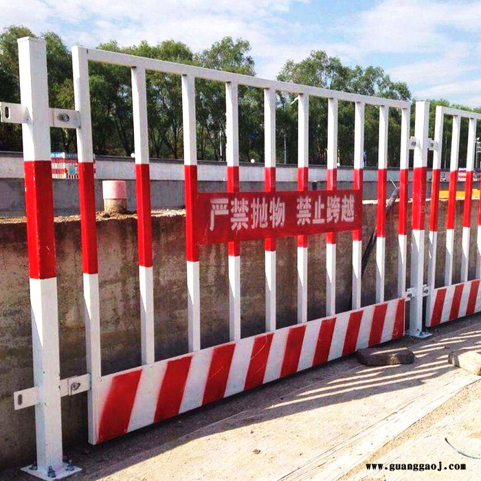 振鼎厂家大量批发临时铁马移动隔离栏 工程交通防护栏 可加工定制图1