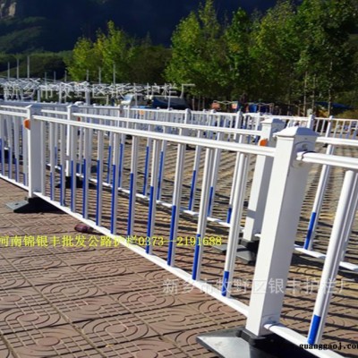 河南新乡直销市政道路隔离栏杆锌钢栏杆网山西晋城栏杆