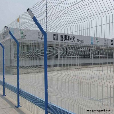 振鼎 园林围界桃型柱隔离栏 防锈体育场三角隔离栏 低价促销 货源充足