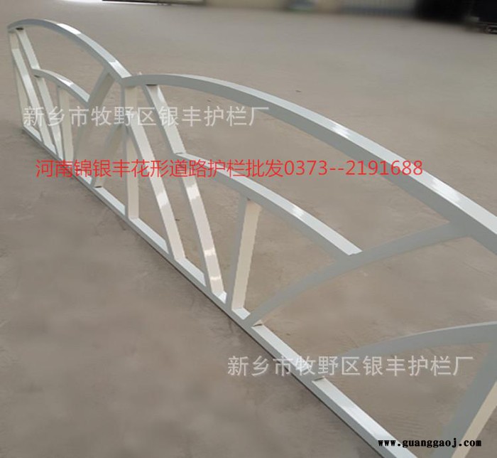 湖北武汉交通市政护栏 锌钢护栏 道路中央移动隔离栏加工定做图1