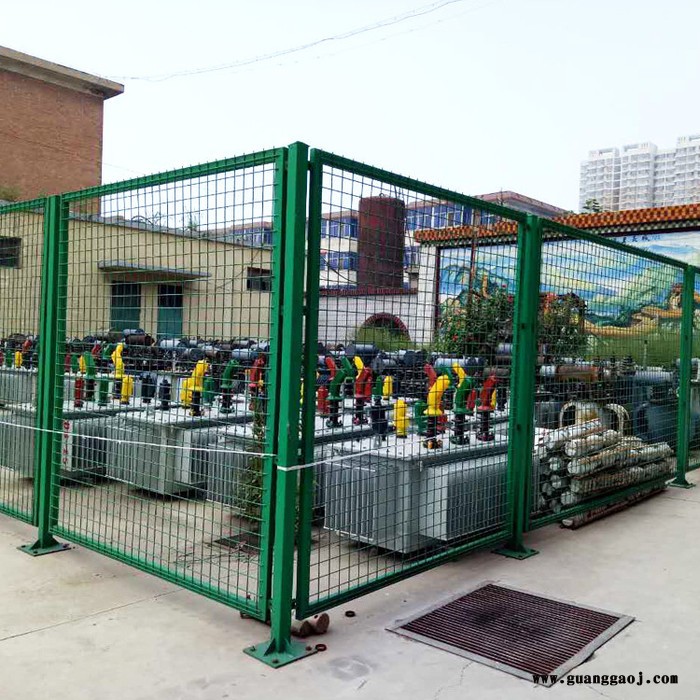 **定做高速公路框架护栏网厂家批发铁路建设养殖框架护栏网图4