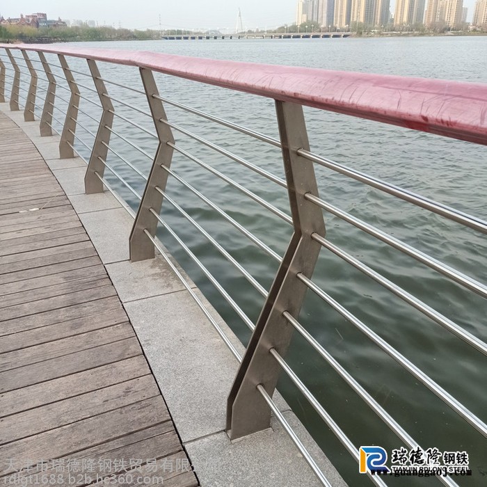 河道安全护栏 景观护栏 隔离栏杆 一手货源 天津瑞德隆图2