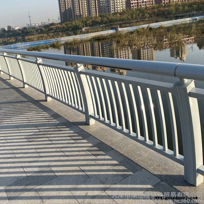 LED灯护栏 道路护栏 护栏隔离栏 来图加工定制 天津瑞德隆图5