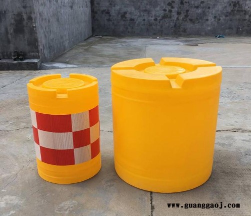天恒博达水马隔离墩 高速公路交通警示桶 新料吹塑隔离墩图5
