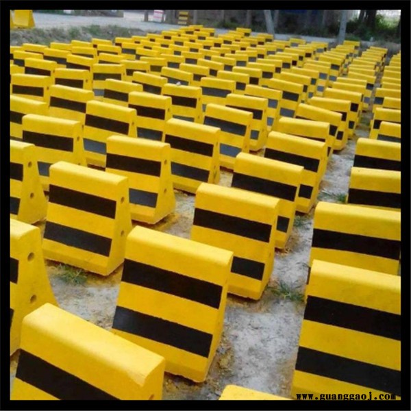 小区停车场混凝土道路路障 工地安全防撞墩 隔离墩混凝土水泥图3
