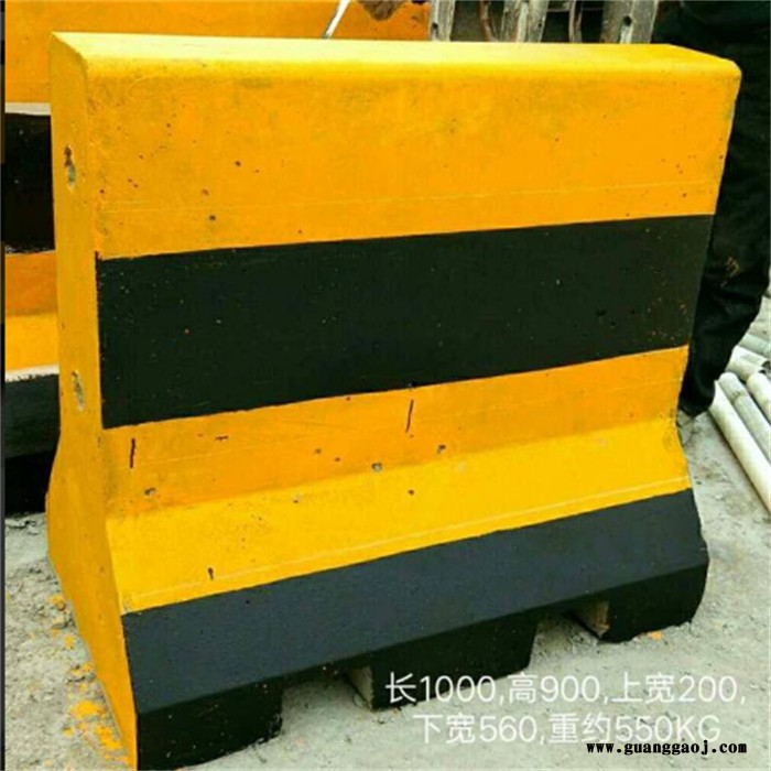 天恒博达危险地区施工路段分流导向水泥隔离墩图5